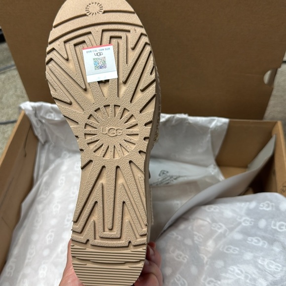 UGG®
Women's Abbot Ankle Tie Platform Wedge Espadrille Sandals - Picture 6 of 6